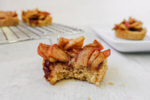Healthy Mini Apple Pies || Life Above the Clouds