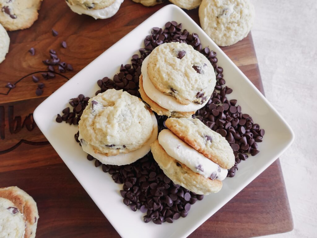 Cannoli Sandwich Cookies || Life Above the Clouds